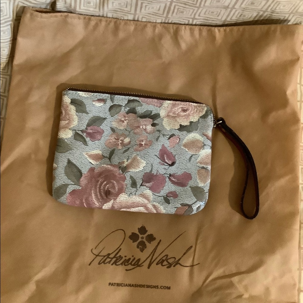 Patricia Nash clutch Cassini style